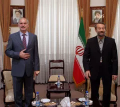 papandreou larijani