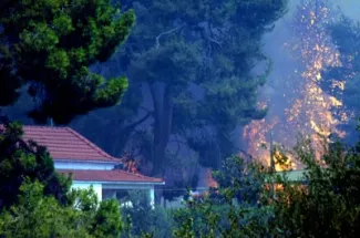 incendies akrata