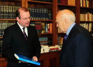 tamvakis papoulias