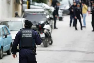 police vyronas