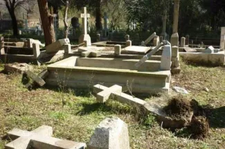 profanations imvros