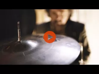 Preview image for the video "Xylouris White // Forging".