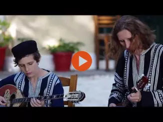 Preview image for the video "Musique grecque - Karotseri trava - Nefeles -- rebetiko - Καροτσέρης".
