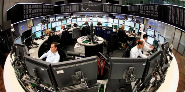 Revue boursière: Il n'y a pas que la Grèce dans la vie des marchés financiers.