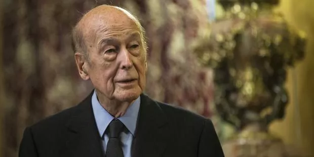 La solution de Valéry Giscard d'Estaing pour mettre fin à la crise grecque.
