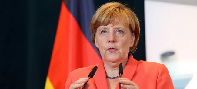 Pour Angela Markel, il n'y aura pas d'allégements de la dette. C'est interdit par les traités. Crédits photo : Hektor Pustina /AP


