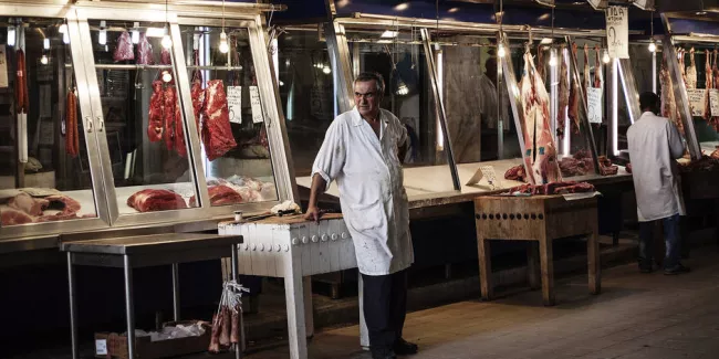 La fermeture des banques grecques menace le c?ur de l'économie réelle.