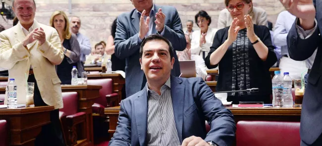 Le premier ministre Alexis Tsipras a demandé vendredi l'avis du Parlement grec sur ses propositions. Crédits photo : LOUISA GOULIAMAKI/AFP


