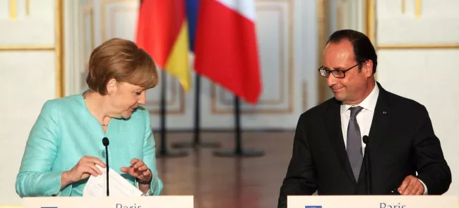 Angela Merkel et François Hollande, le 6 juillet à Paris. Crédits photo : Thibault Camus/AP


