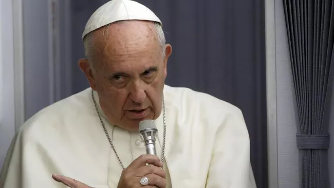 Le Pape François a avoué ressentir «une grande allergie pour l'économie» Crédits photo : Gregorio Borgia/AP


