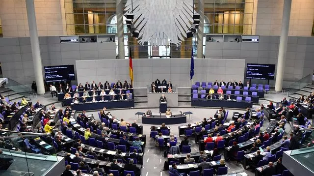 Vue générale du Bundestag le 19 août 2015


