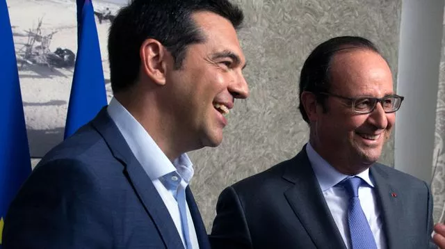 Le président de la République, François Hollande (d) et le Premier ministre grec, Alexis Tsipras, à Ismaïlia, en Egypte, le 6 août 2015.


