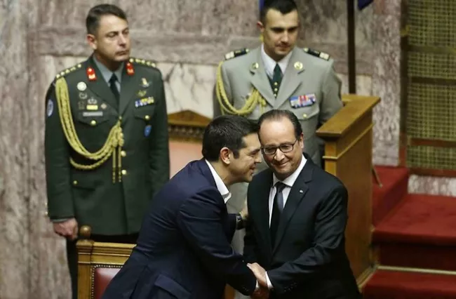 Tsipras voudrait que son pays cesse d'avoir en Europe, le visage de la crise. Et iIl compte sur Hollande pour le soutenir. - SIPA


