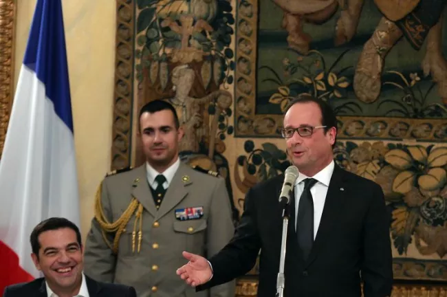 En Grèce, les contrats se discutent en coulisse.