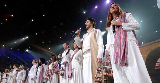 Les Enfoirés : bientôt un jeu télé animé par Nikos Aliagas.