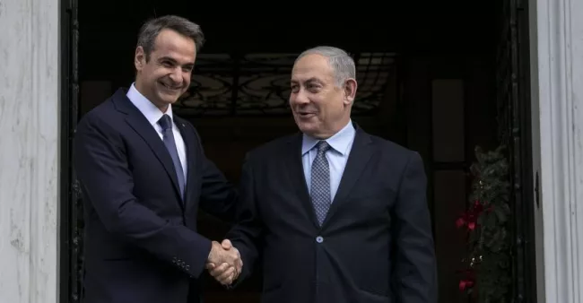 La rencontre entre Kyriákos Mitsotákis et Benyamin Netanyahou, jeudi en Grèce.


