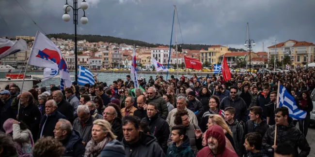 La colère des îles grecques: "On veut empêcher que nos îles deviennent les prisons de l’Union européenne".