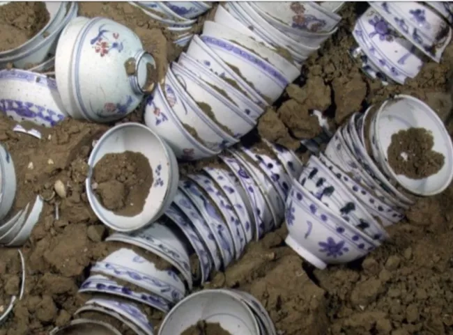 Chypre accuse une entreprise britannique de piller des épaves illégalement.