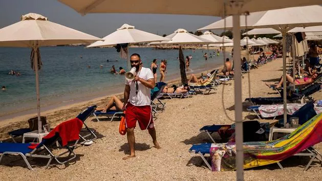 Tourisme: la Grèce rouvre ses portes aux Européens.