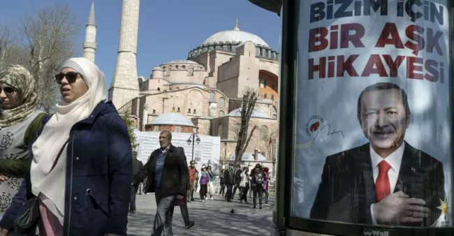 La basilique Sainte-Sophie, à Instanbul (Turquie)


