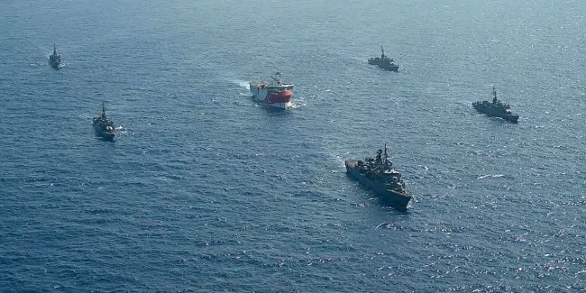 Nouveau face-à-face dangereux entre Grecs et Turcs en mer Égée.