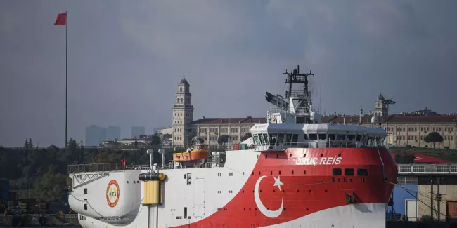 Faute de progrès dans le dialogue avec la Grèce en Méditerranée, l’Union européenne se dit prête à sanctionner la Turquie.