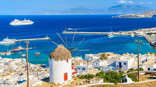 Cas de coronavirus à bord d'un bateau de croisière à Athènes : les premiers tests sont négatifs.