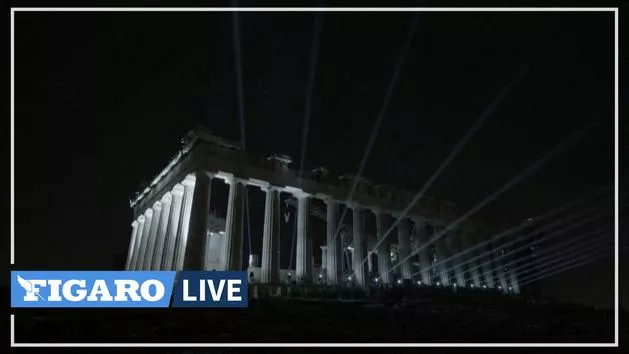 Athènes offre un nouvel éclairage à son Acropole, phare de la civilisation.