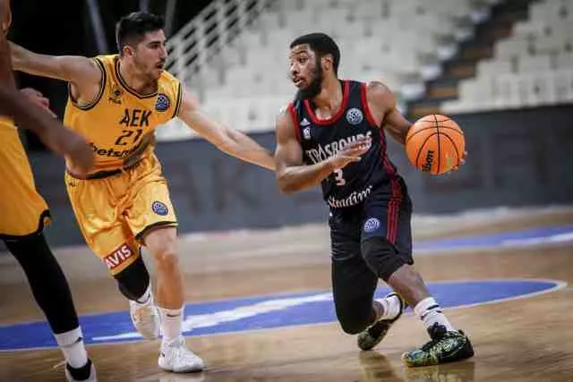 Brandon Jefferson et la SIG n'y arrivent plus en Ligue des championsA. Réau (Basketball Champions League)


