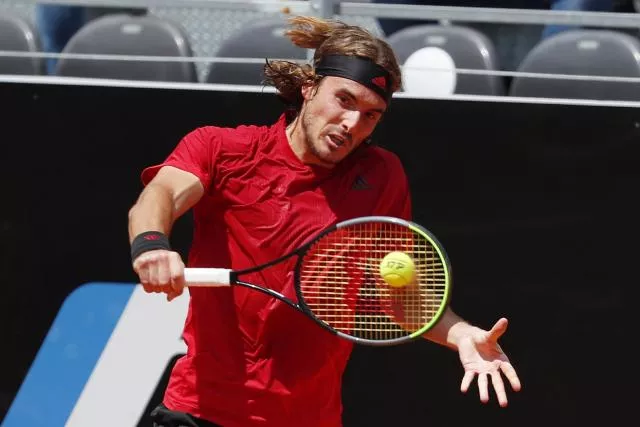 Stefanos Tsitsipas est en quarts. (Guglielmo Mangiapane/Reuters)


