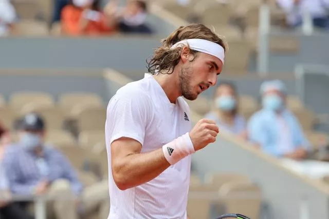 Stefanos Tsitsipas vainqueur de Pablo Carreno Busta ce dimanche. (N. Luttiau/L'Équipe)


