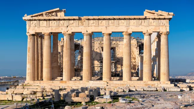 Les marbres du Parthénon, prélevés entre 1802 et 1803 par Lord Elgin alors ambassadeur britannique à Constantinople, sont l'objet de frictions entre le Royaume-Uni et la Grèce. lucky-photo / stock.adobe.com


