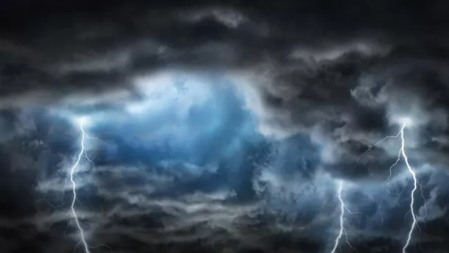 La tempête, baptisée Athena par les services grecs de météorologie, a provoqué des «dommages très importants» au réseau routier, selon les autorités. Tryfonov / stock.adobe.com


