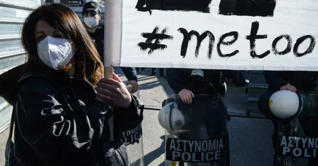 Depuis janvier 2021, la parole se libère en Grèce sur les violences sexuelles et domestiques.


