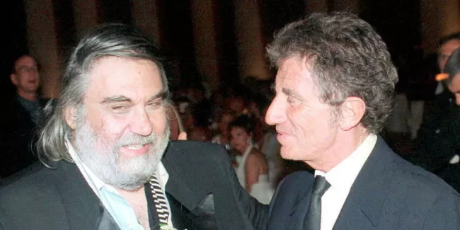 Vangelis en compagnie de Jack Lang. © ARGYROPOULOS/SIPA / SIPA / ARGYROPOULOS/SIPA


