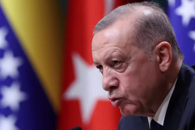 Le président turc refuse de rencontrer le premier ministre grec lors du sommet de l’OTAN à Madrid.