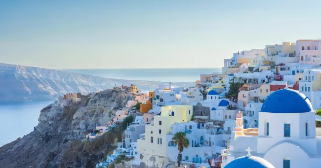 Les Cyclades d'îles en îles, laquelle visiter ? Carte et guide complet.