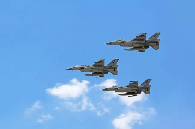 La Turquie accuse la Grèce d'"action hostile" contre ses avions.