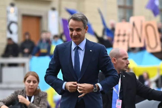 Les prix s'envolent en Grèce, l'inflation grimpe à 12% sur un an.