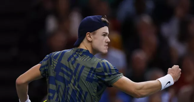 Mouratoglou, caractère, Roland-Garros… 5 choses à savoir sur Holger Rune le finaliste du Rolex Paris Masters.