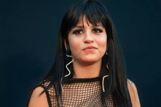 Sara Mardini, la nageuse syrienne devenue héroïne sur Netflix, dans les filets de la justice grecque.