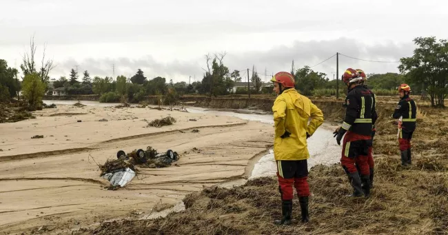 Météo : quel est ce «blocage en oméga» qui inonde Espagne et Grèce, mais fait transpirer la France ?.