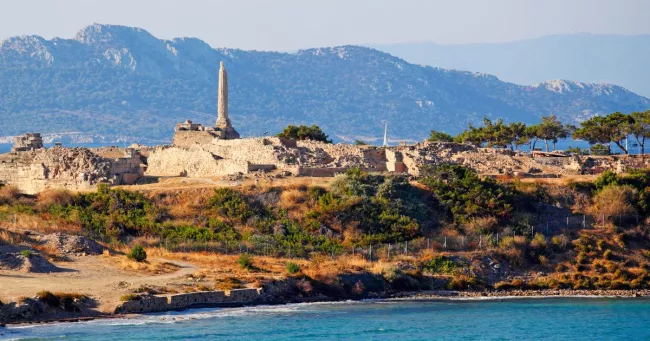 Quelles sont les plages les plus proches d’Athènes ? Les spots pour se rafraîchir pendant l'été.