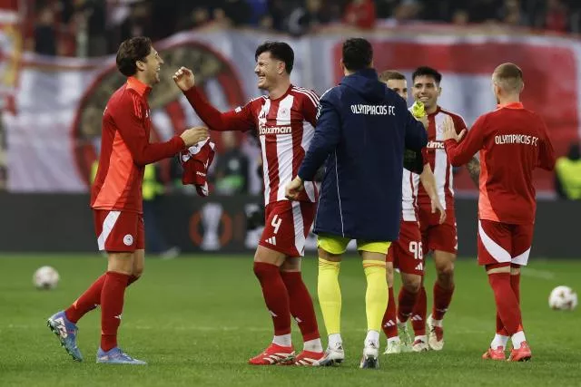 Olympiakos qualifié pour les huitièmes de finale de la Ligue Europa.