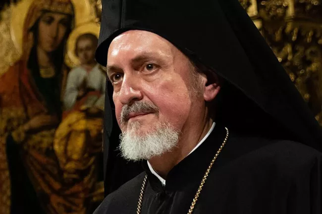 Emmanuel Adamakis, métropolite de Chalcédoine. Image en couverture de son livre « Libres enfants de Dieu » (Cerf, 320 pages, 24 euros). MIKHAÏL PALINCHAK / SERVICE DE PRESSE DES EDITIONS DU CERF