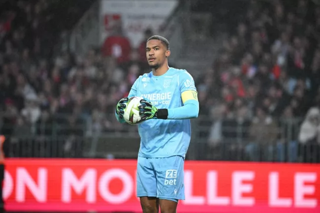Alban Lafont va tenter de se relancer au Panathinaïkos. (A. Réau/L'Équipe)