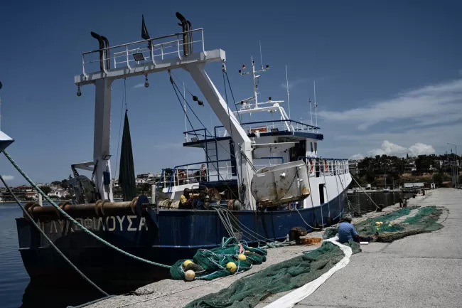 Un Dns le port de Néa Michanióna, dans le nord de la Grèce, le 22 mai 2025. SAKIS MITROLIDIS / AFP
