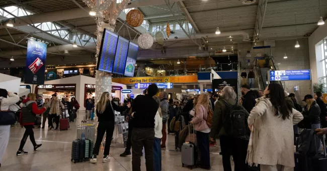 «Aucun avion n’a atterri ou décollé» : un problème technique «sans précédent» sème la pagaille dans les aéroports grecs.