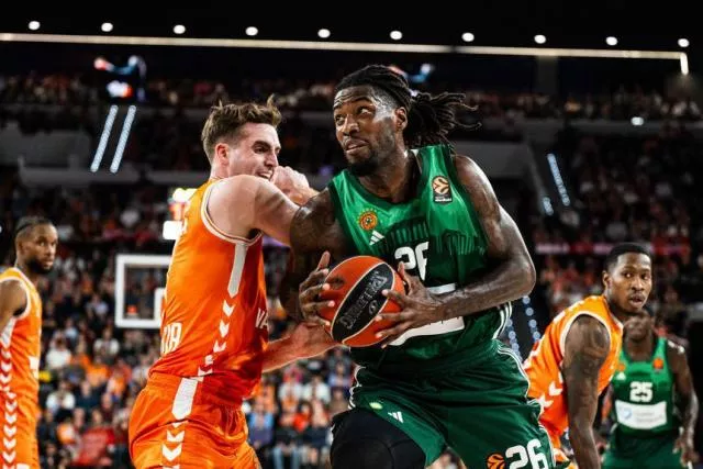 Mathias Lessort, le pivot français du Panathinaïkos qui va créer des problèmes à Monaco en Euroligue.