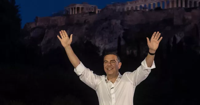 Alexis Tsipras annonce la création de son nouveau parti, Elas, à Athènes, le 26 mai 2026.